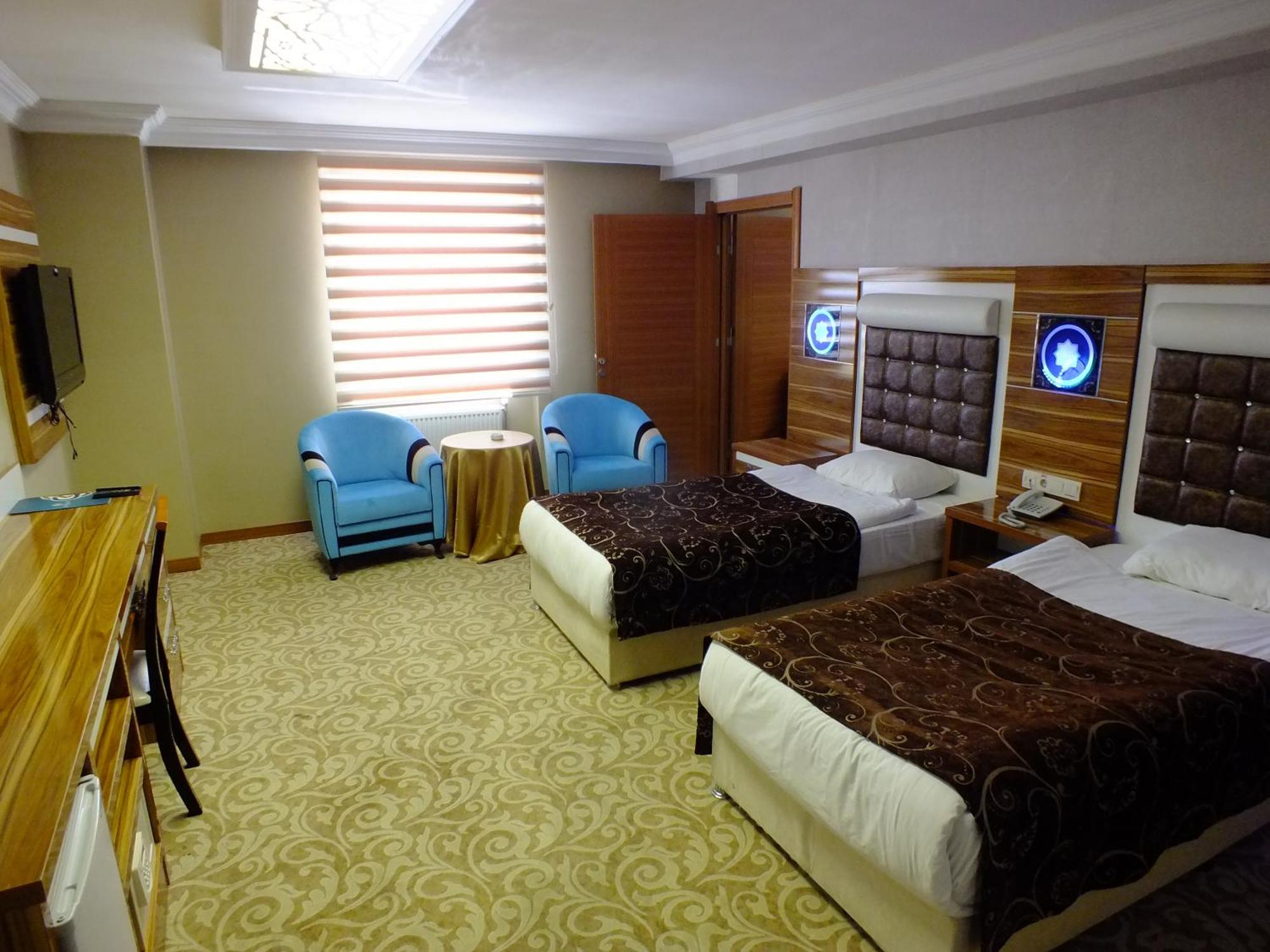 Demosan Hotel Karaman Екстер'єр фото