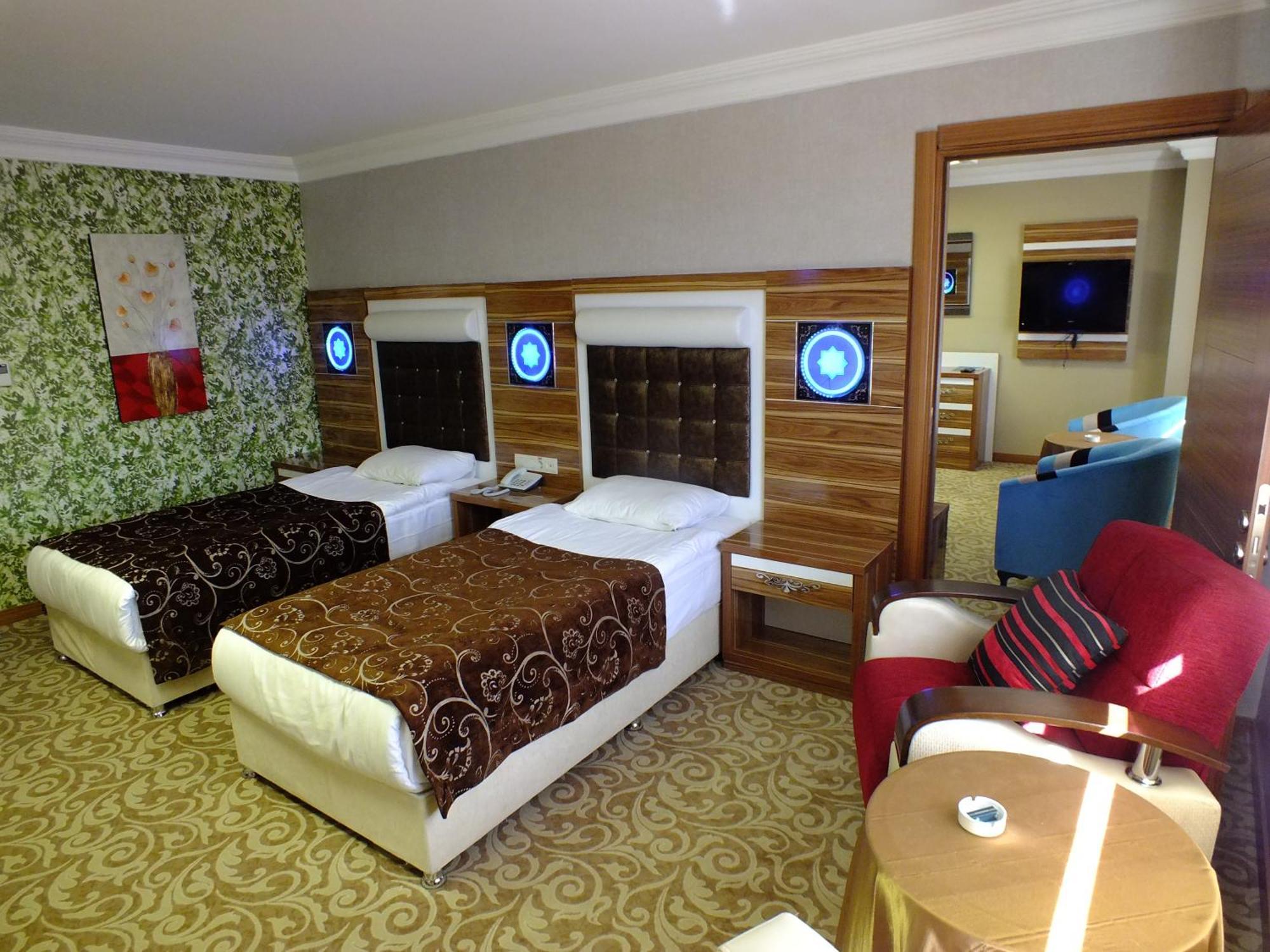 Demosan Hotel Karaman Екстер'єр фото